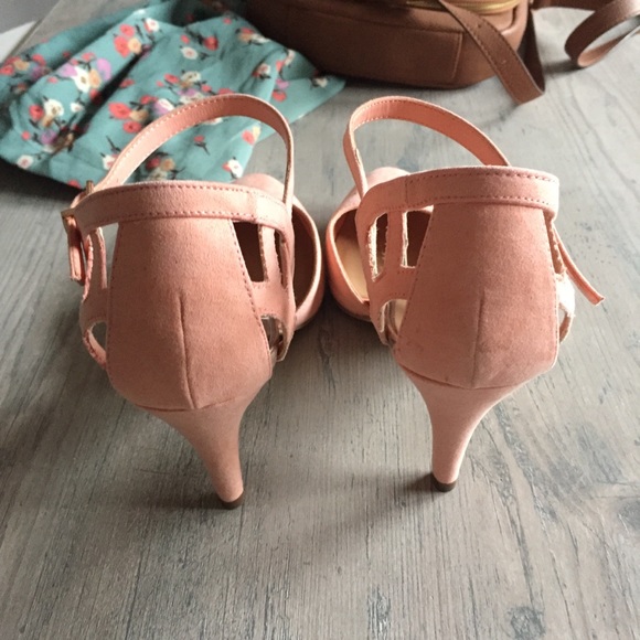 NWOT Pink and Rose Gold Ankle Strap Heels - Picture 6 of 8